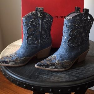 Donald Pliner Sami Boots